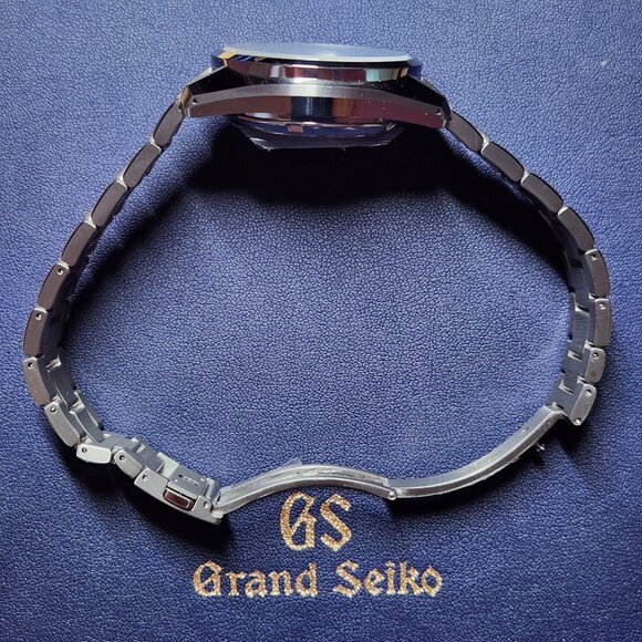 Grand Seiko Hi Beat 36000 Titanium GMT Teak Dial Box & Papers - Picture 10 of 17